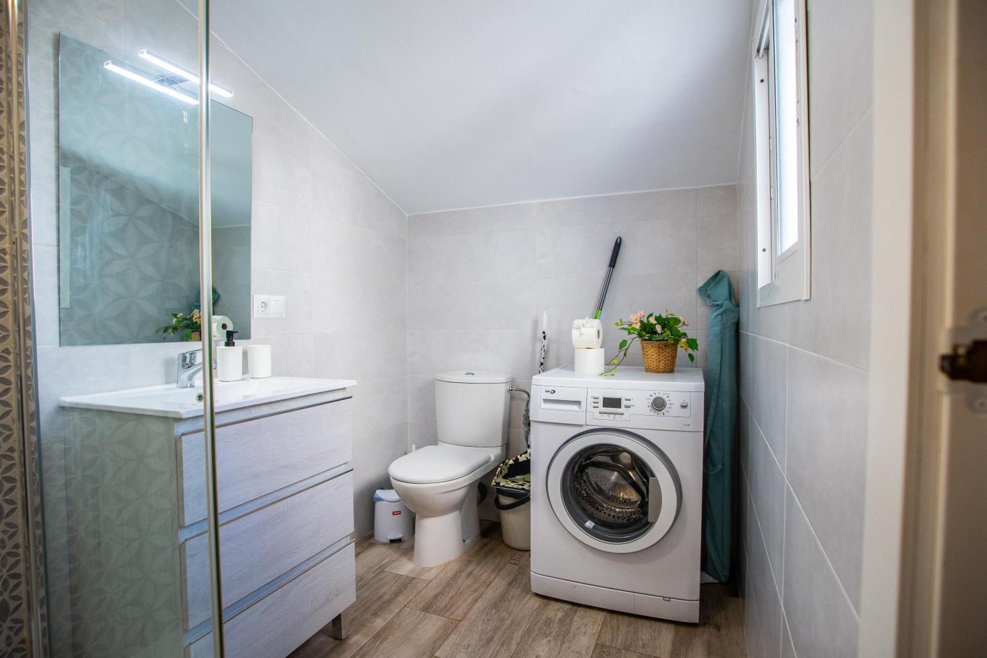 Benalhome - Tu Hogar Con Terraza Y Ducha Exterior Benalmádena Dış mekan fotoğraf